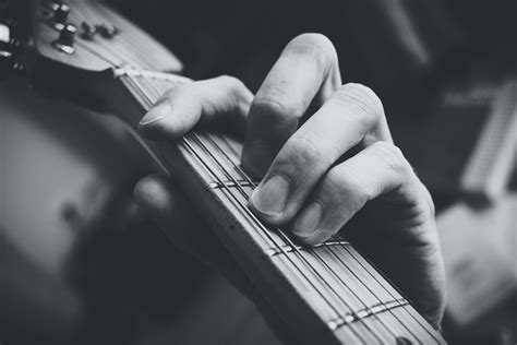 How Do Guitar Calluses Form? [In-Depth Look] - Blues Guitar Guide