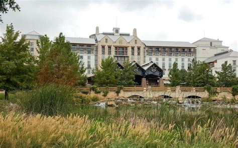 Down-Home Texas Luxury at the Gaylord Texan Resort Spa & Restaurants