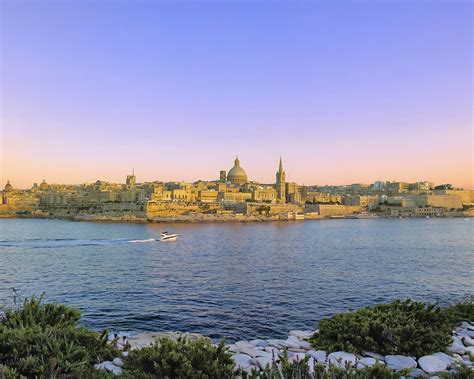 Valletta Skyline and waterfront | Valletta skyline at sunset… | Flickr