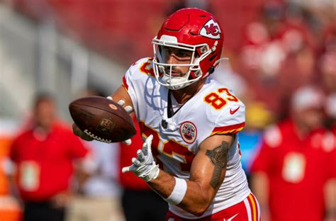 KC Chiefs rookie Noah Gray has 'learned a lot' alongside Travis Kelce