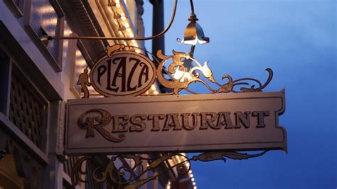 Plaza Restaurant Review • WDW Vacation Tips