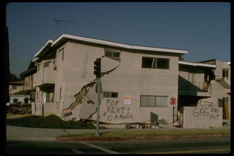 The Northridge Earthquake Was 25 Years Ago, And It Looked Like This | LAist