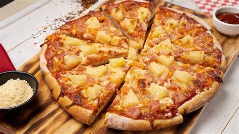 Copycat Domino's Hawaiian Pizza Recipe - Recipes.net