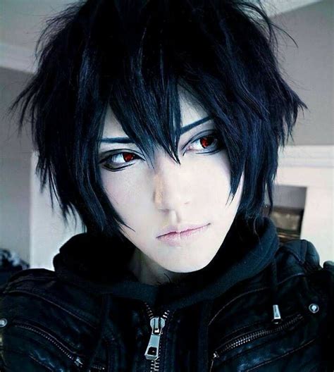 Pin de 김 대 서 em Anime | Cabelo emo, Meninas emo, Ideias de cosplay