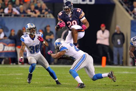 Chicago Bears GIF highlights: Relive 13-7 victory over Lions - SB Nation Chicago