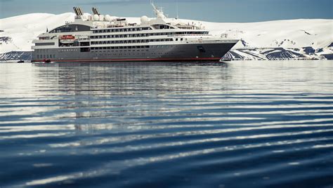 Luxury Expedition Cruises 2024/25 - Small Expedition Cruise Ships | Mundy Adventures