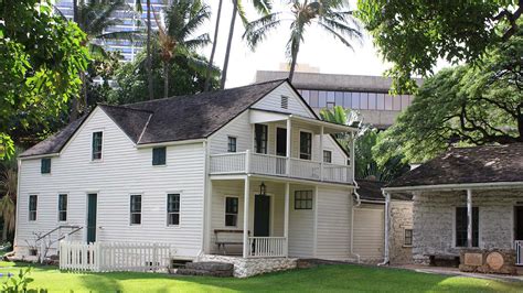 5 Must-See Historic Sites in Downtown Honolulu | TravelAge West