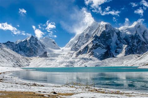 Gurudongmar Lake, North Sikkim - Complete Travel Guide