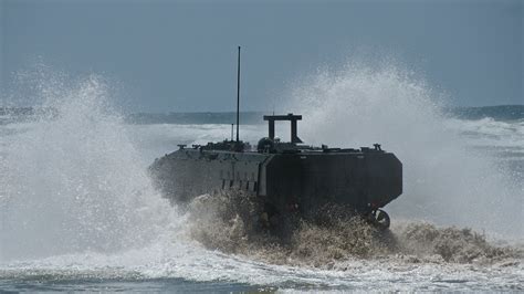 Marine Corps Releases Amphibious Combat Vehicle RFP - USNI News