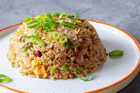 Yakimeshi (Japanese Fried Rice) Recipe | School of Wok