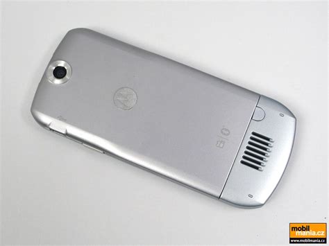 Motorola L6 pictures, official photos