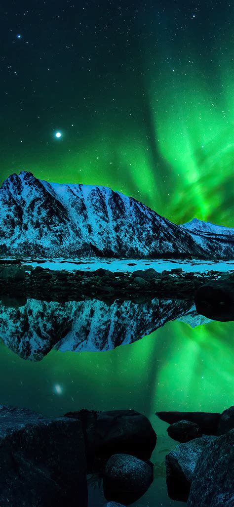 1125x2436 Northern Lights Aurora Borealis 4k Iphone XS,Iphone 10,Iphone ...