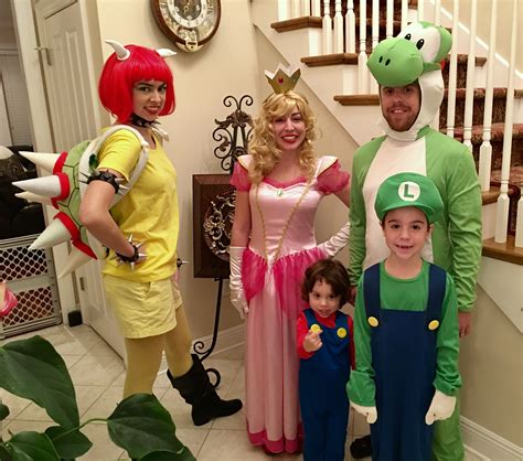 DIY; Super Mario Brothers; Family; Halloween Costumes | Super mario ...