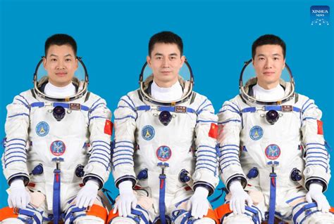 New Chinese Space Station Crew Arrives at Tiangong-3 Space Station ...