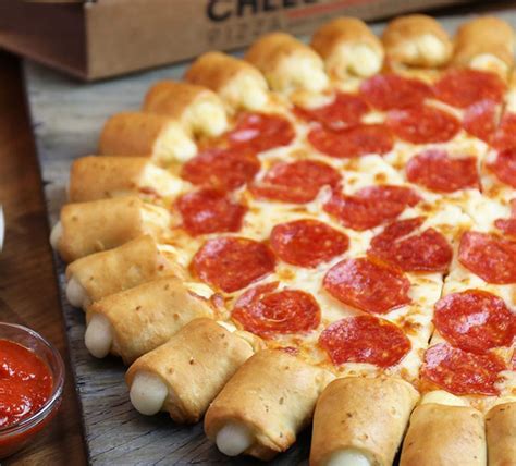 Pizza Hut's Cheesy Bit's Crust Is Back - Cheesy Bites Pizza Deal