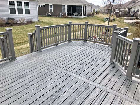 Platinum Decking Deck Gallery | Trex Deck | Chicago Suburbs | #1 Ranked