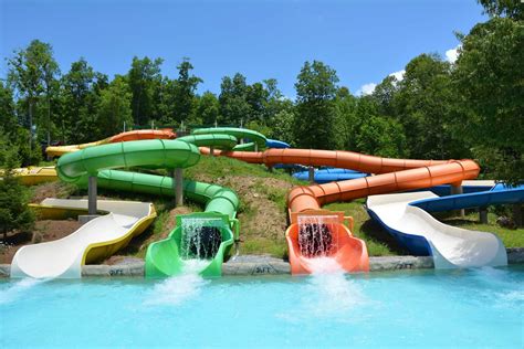 12 Best Water Parks in Tennessee - The Crazy Tourist