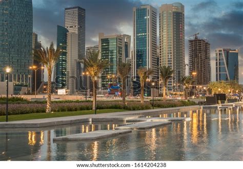 Corniche Doha Qatar Stock Photo 1614204238 | Shutterstock