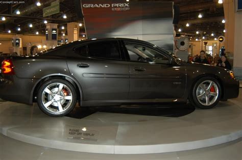 2004 Pontiac Grand Prix GXP Image