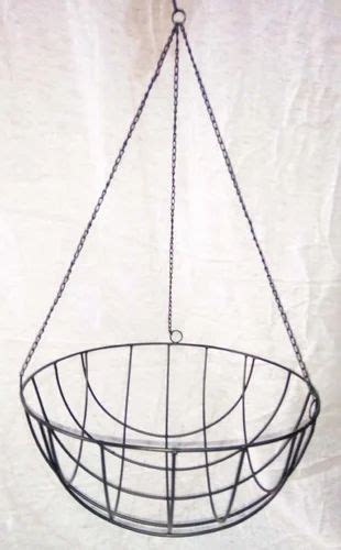 Iron Hanging Wire Basket at Rs 120/piece in Moradabad | ID: 19850224491