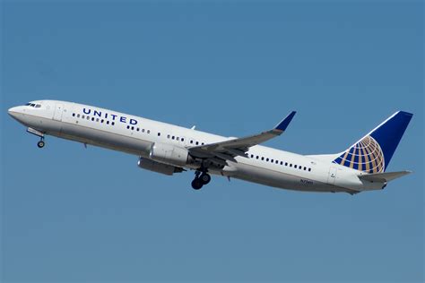 Boeing 737-900 Next Generation, Photos and Specifications