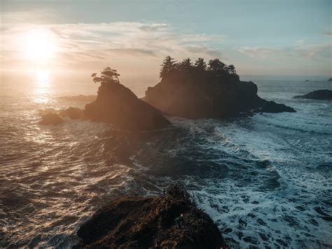 Secret Beach Trail, Oregon [OC] [8256x6192] : r/EarthPorn