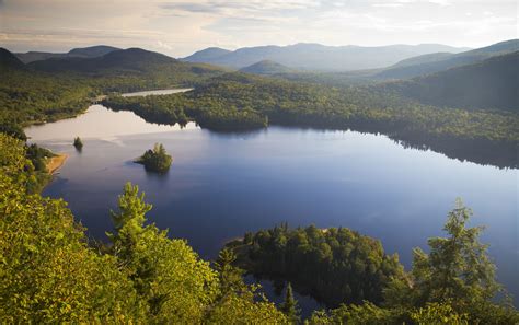 Mont Tremblant National Park - Lac Monroe | Mont-tremblant, National parks, Beautiful travel ...