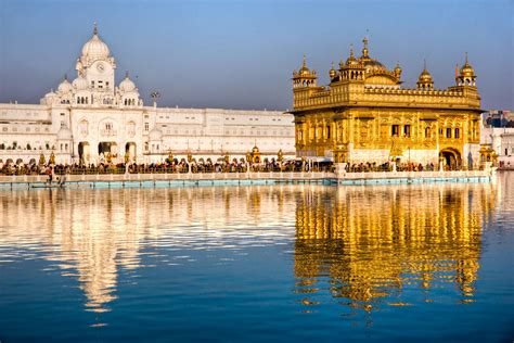 Travel India: People at Golden Temple in Amritsar, Punjab | Top 10 tourist destinations, Cool ...