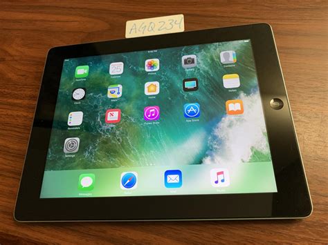 Apple iPad 4 - Wi-Fi, Black, 16GB, A1458 - LUDH73800 - Swappa