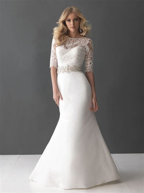 Best Wedding Dress Styles For Short Curvy Brides | Trendy wedding dresses, Wedding dress sleeves ...