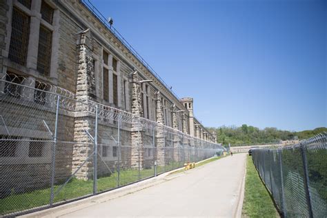 Ft. Madison, IA Prison | Dustin Wood Photography