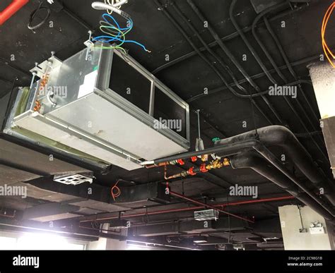 Air handling unit ceiling hi-res stock photography and images - Alamy
