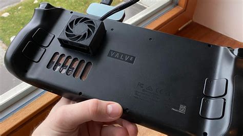 Steam Deck mod adds dinky external fan to Valve’s handheld PC