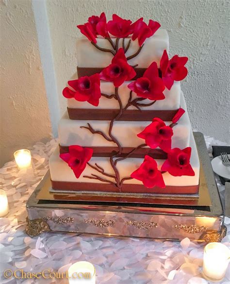 Magnificent wedding cake from our local french bakery, Patisserie ...