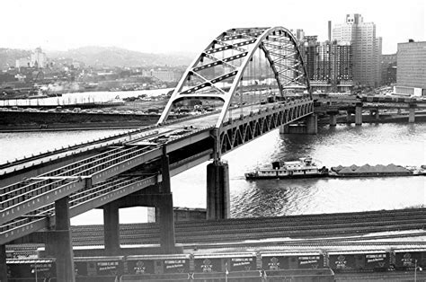 Fort Pitt Bridge