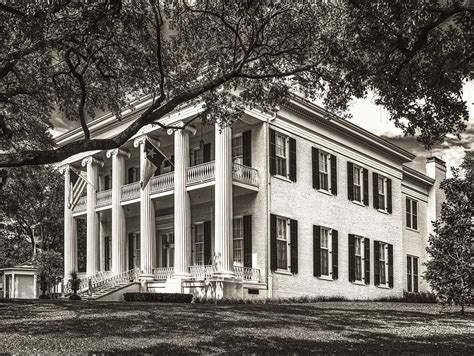 The Texas Governor's Mansion Photograph by Mountain Dreams - Fine Art ...