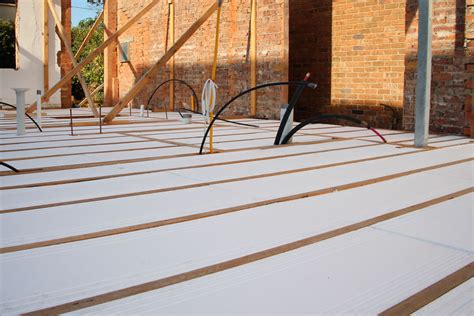 Effectively Reflect and Block Heat Using Polystyrene As Wall Insulation