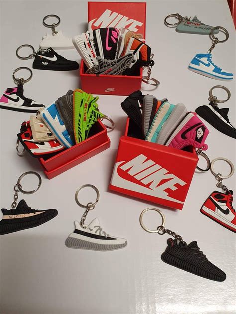 5 x 2D Nike shoe keyrings Air Jordan keychains in a Nike box | Etsy