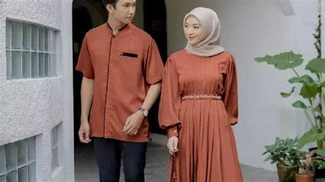 Baju Couple Lebaran Suami Istri Hadirkan Tampilan Stylish dan Kompak