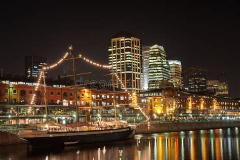 Puerto Madero stock image. Image of harbour, boats, modern - 20153099