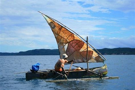 Pirogue traditionnelle à Ramena | Madagascar paysages, Blog voyage, Voyage