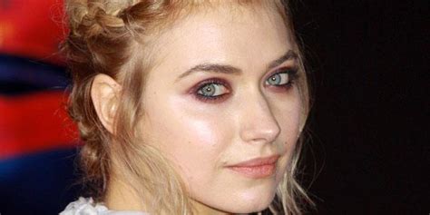 Imogen Poots - Age, Family, Bio | Famous Birthdays