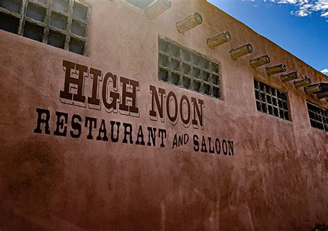 High Noon Restaurant – Haunted Houses