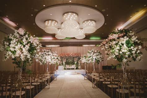 Renaissance Schaumburg: Luxurious Venue for Lavish Suburb Weddings | Yanni Design Studio