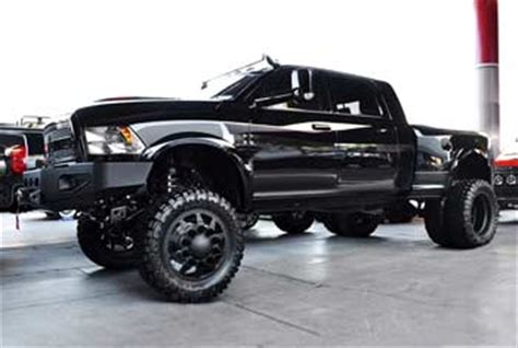 Dually Trucks | 4WheelOnline.com