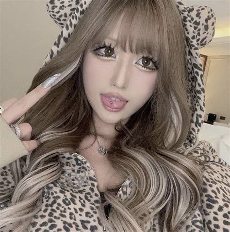 ギャル on Instagram: “🍹” | Gyaru makeup, Kawaii hairstyles, Gyaru fashion