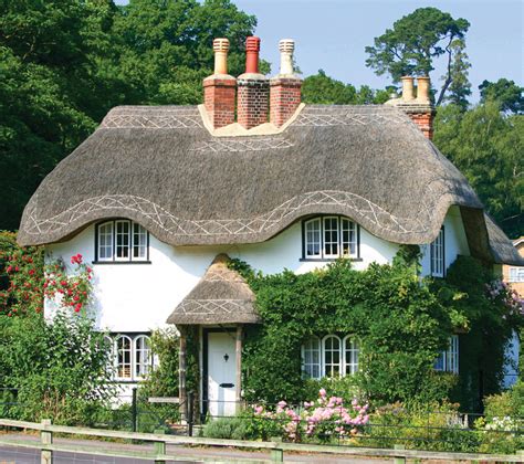 The Thatched Roof: A Charming History - Cottage style decorating ...