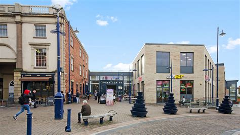 Crown Centre, Stourbridge | Projects | Saunders