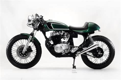 Green machine | Honda, Motos customizadas, Motos