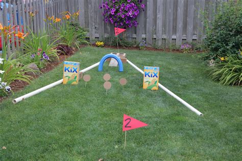 Outdoor Fun: Backyard Mini Golf Course - | Golf diy, Outdoor mini golf ...